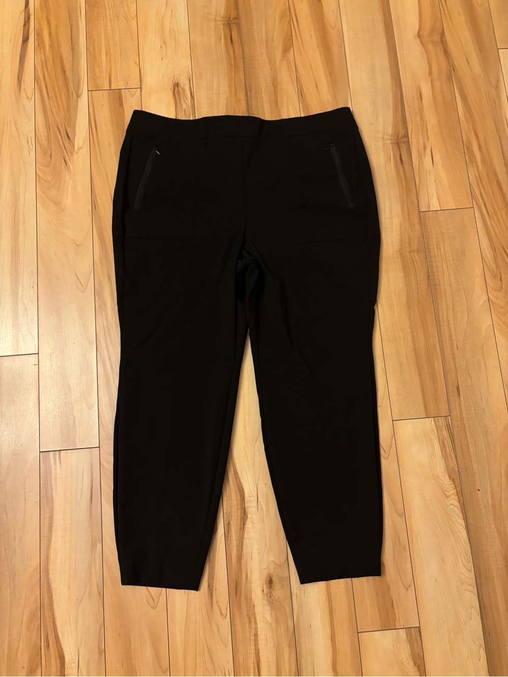 Lane Bryant Black Ankle Cropped Pull-On Pants